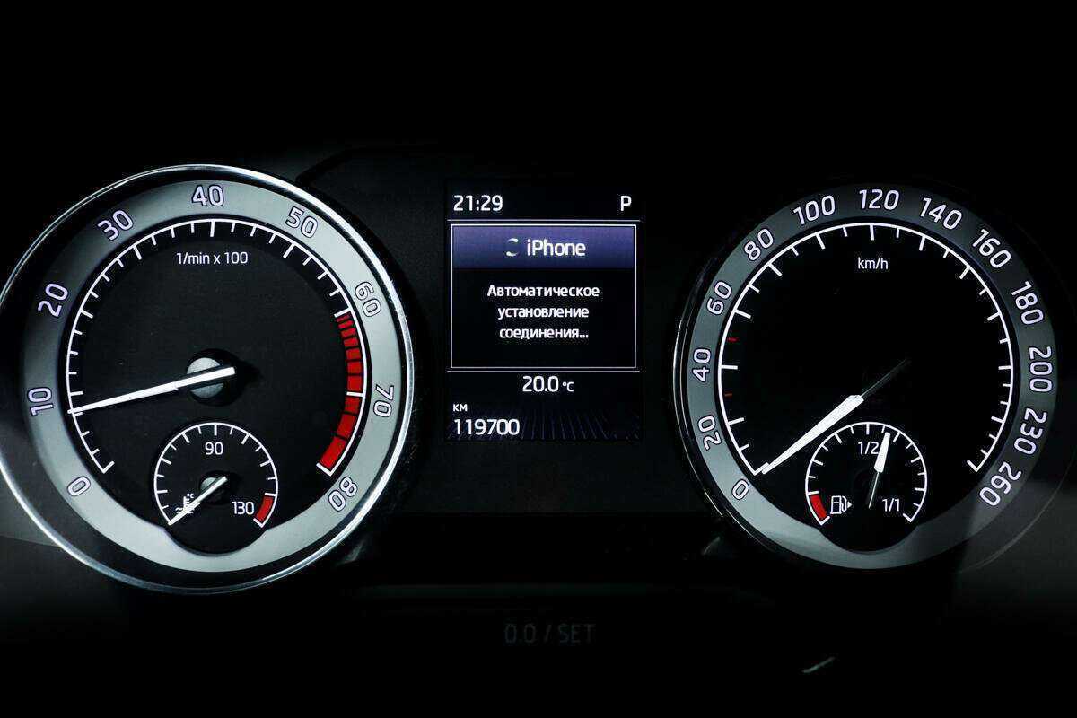 Skoda Superb с пробегом — 2017 год. Фото: #9