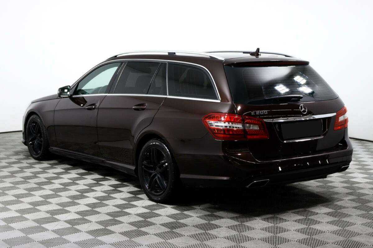 Mercedes-Benz E-Класс с пробегом — 2012 год. Фото: #6