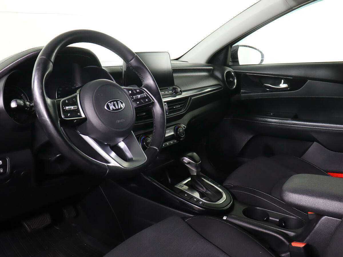 Kia Cerato с пробегом — 2020 год. Фото: #10