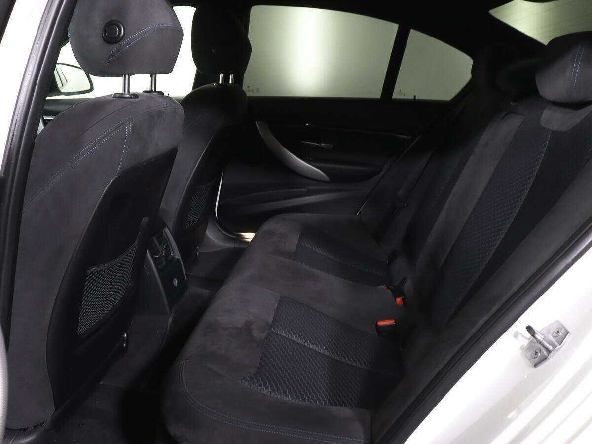 BMW 3 серии с пробегом — 2016 год. Фото: #7