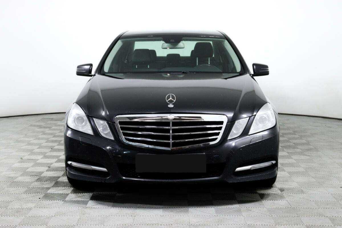 Mercedes-Benz E-Класс с пробегом — 2012 год. Фото: #1