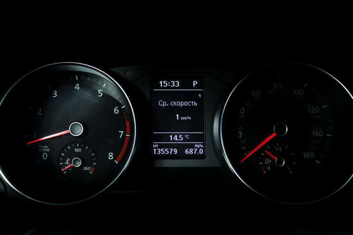 Volkswagen Passat с пробегом — 2017 год. Фото: #9