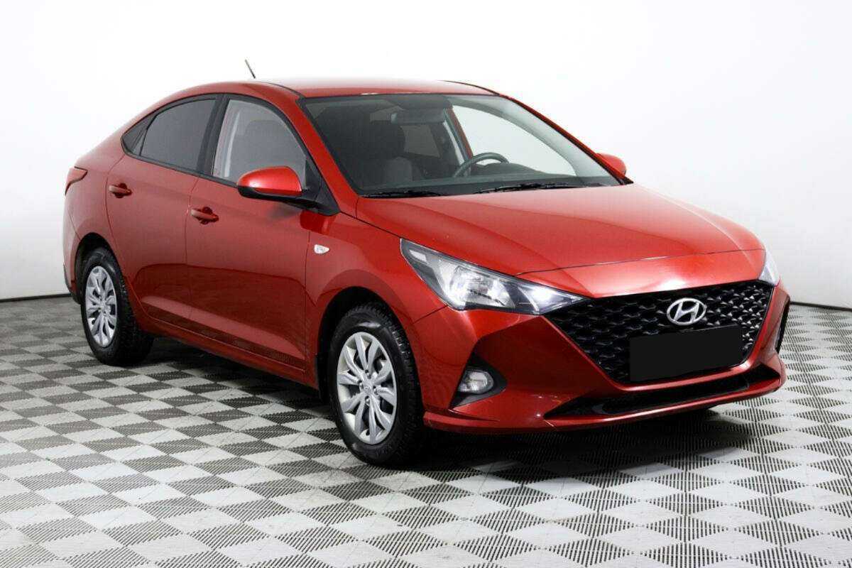 Hyundai Solaris с пробегом — 2020 год. Фото: #2