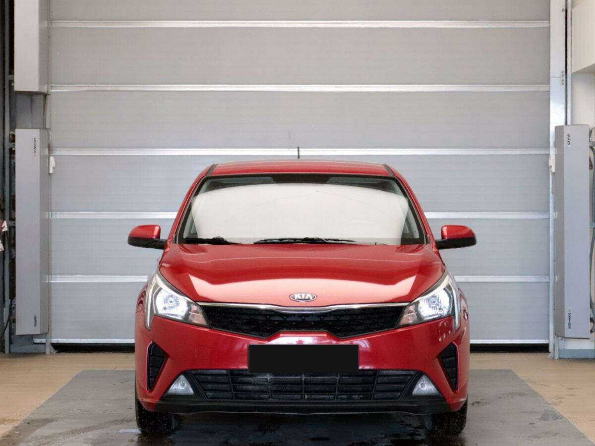 Kia Rio с пробегом — 2020 год. Фото: #1