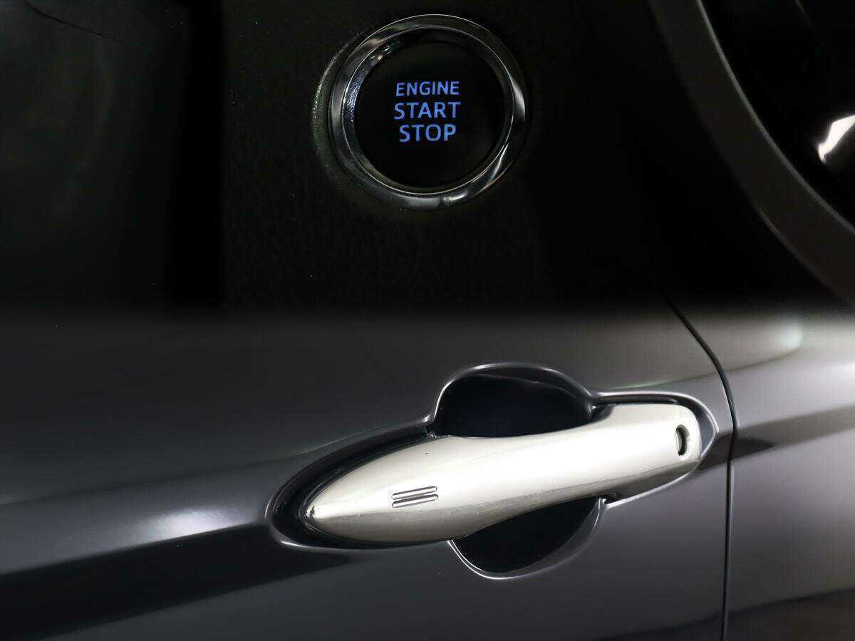 Toyota Camry с пробегом — 2019 год. Фото: #16