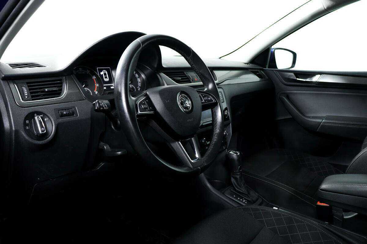 Skoda Rapid с пробегом — 2019 год. Фото: #12