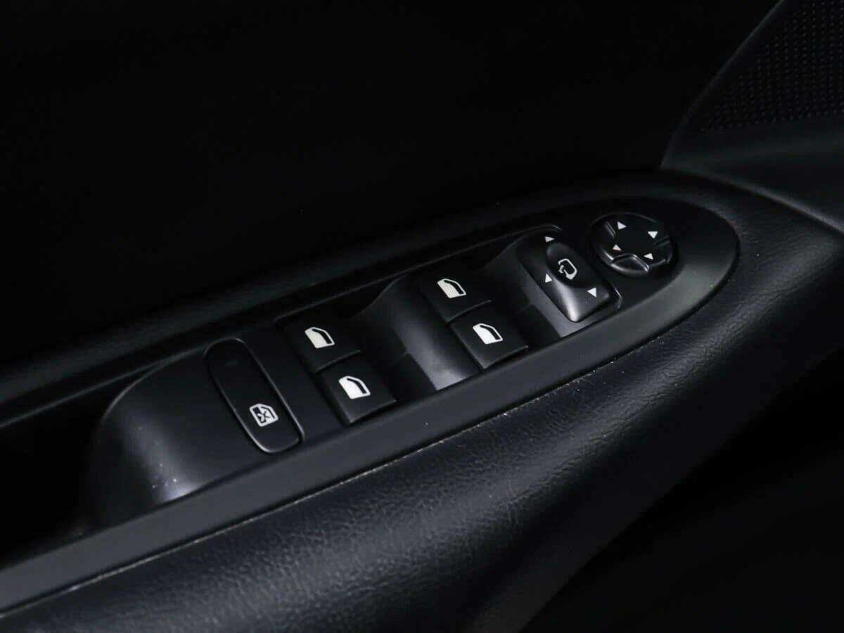 Citroen C4 с пробегом — 2016 год. Фото: #14