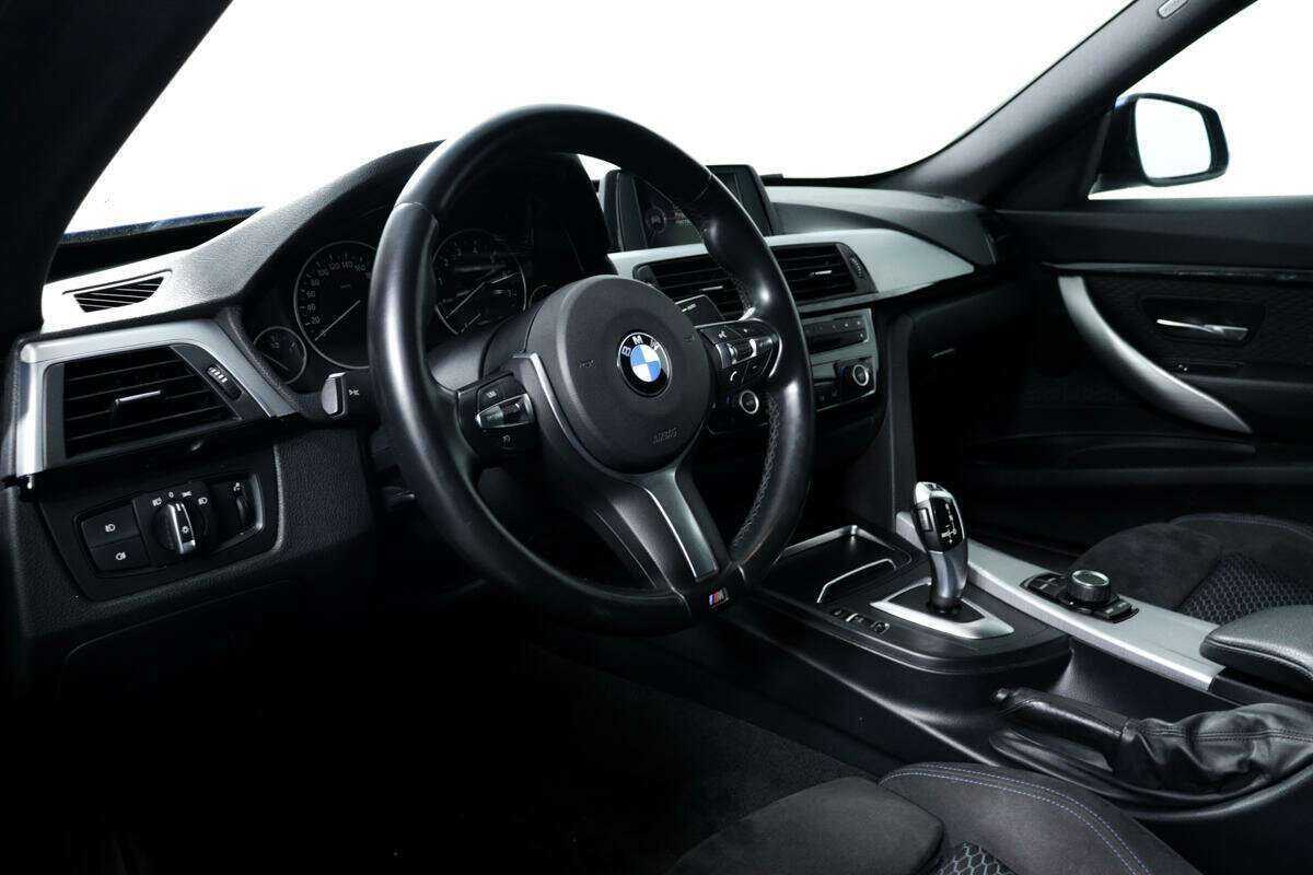 BMW 3 серии с пробегом — 2017 год. Фото: #12