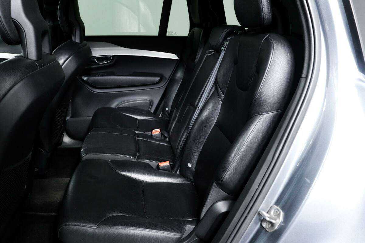 Volvo XC90 с пробегом — 2015 год. Фото: #11