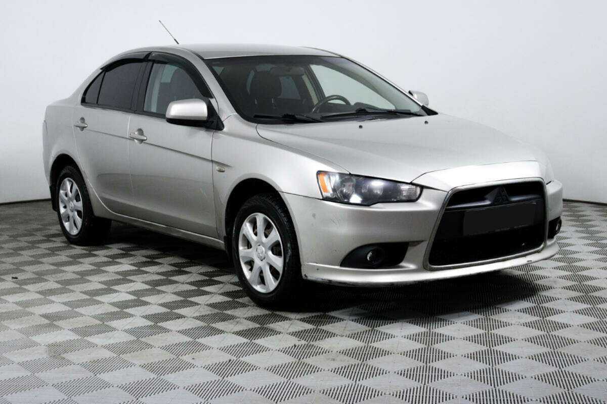 Mitsubishi Lancer с пробегом — 2012 год. Фото: #2