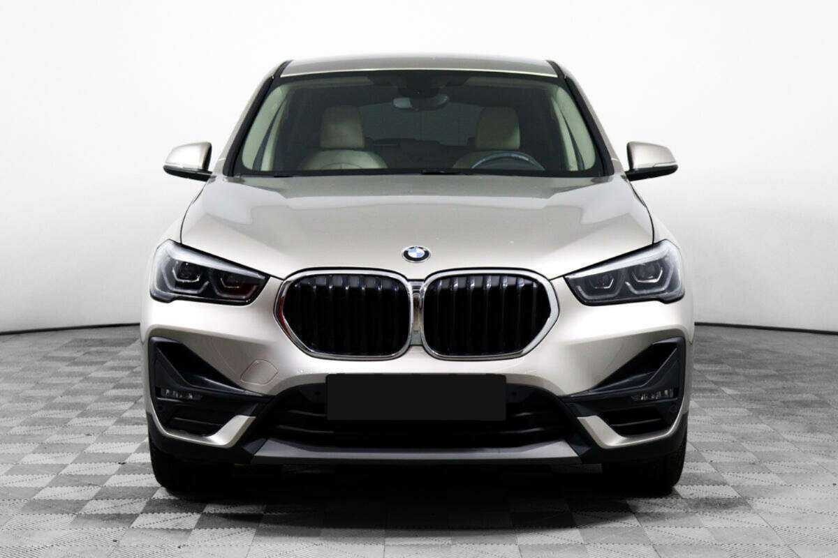 BMW X1 с пробегом — 2020 год. Фото: #1