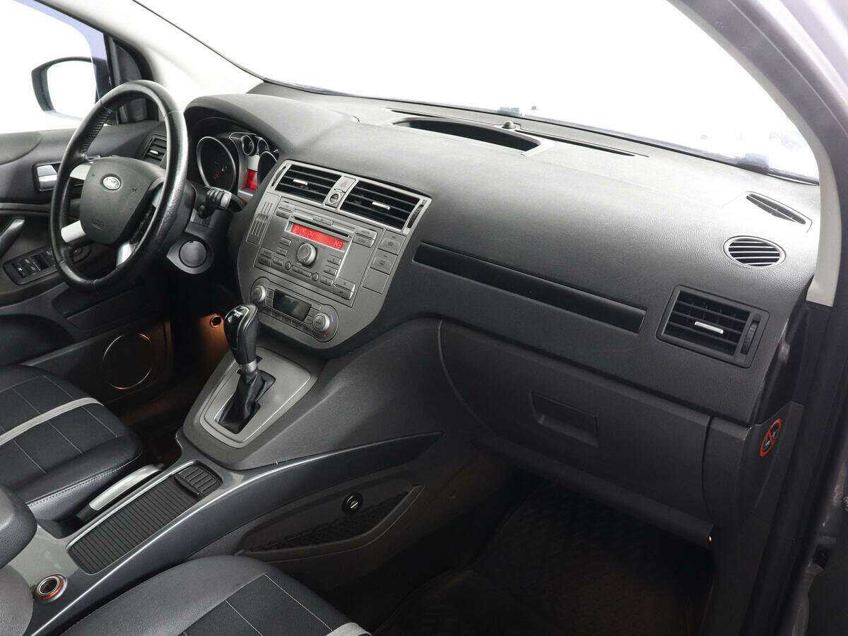 Ford Kuga с пробегом — 2012 год. Фото: #8