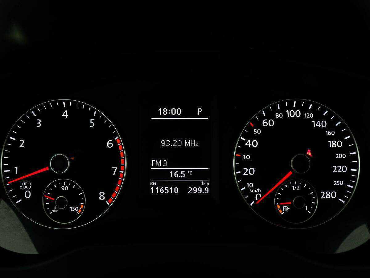 Volkswagen Jetta с пробегом — 2013 год. Фото: #9