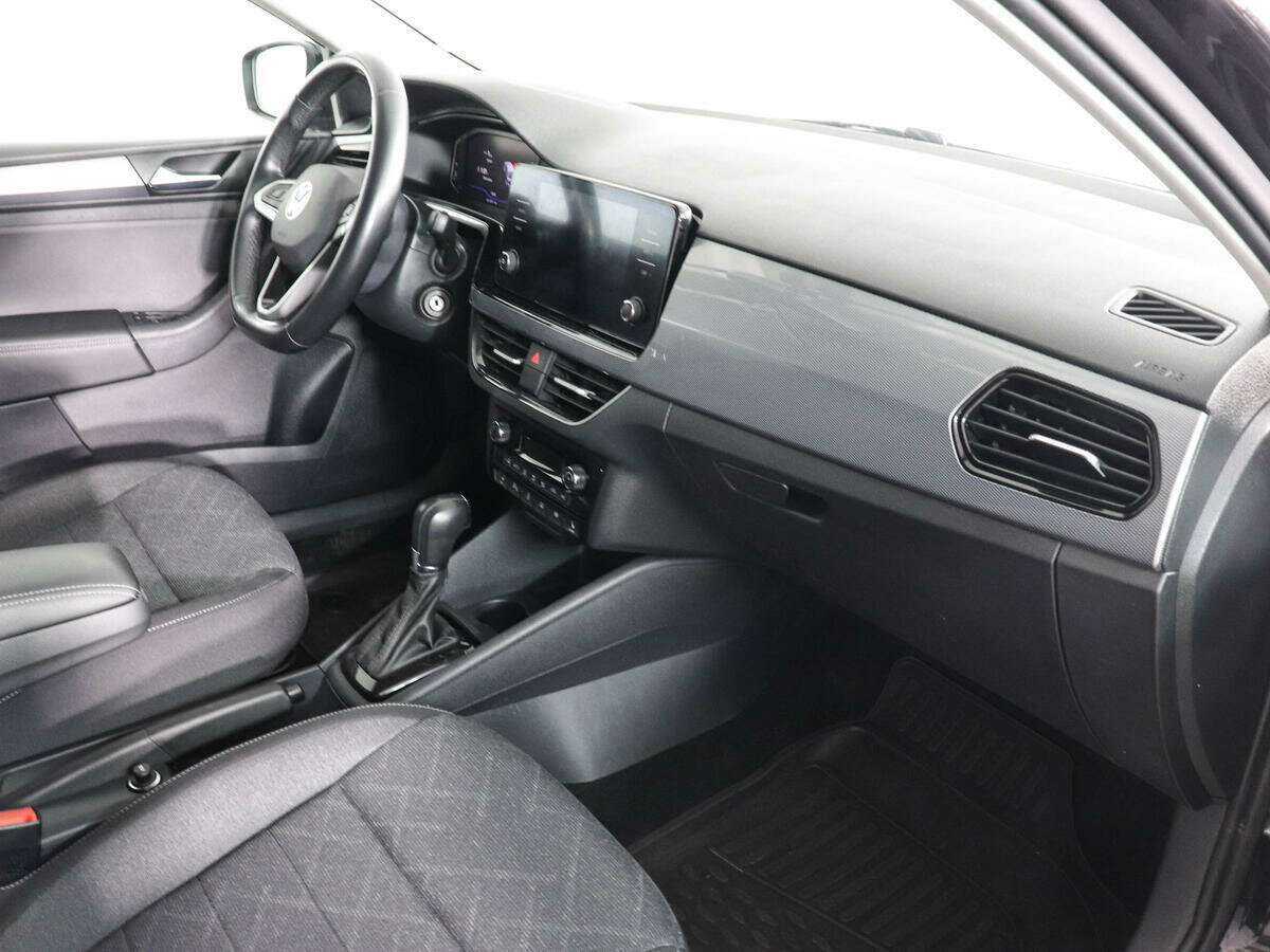 Volkswagen Polo с пробегом — 2021 год. Фото: #9