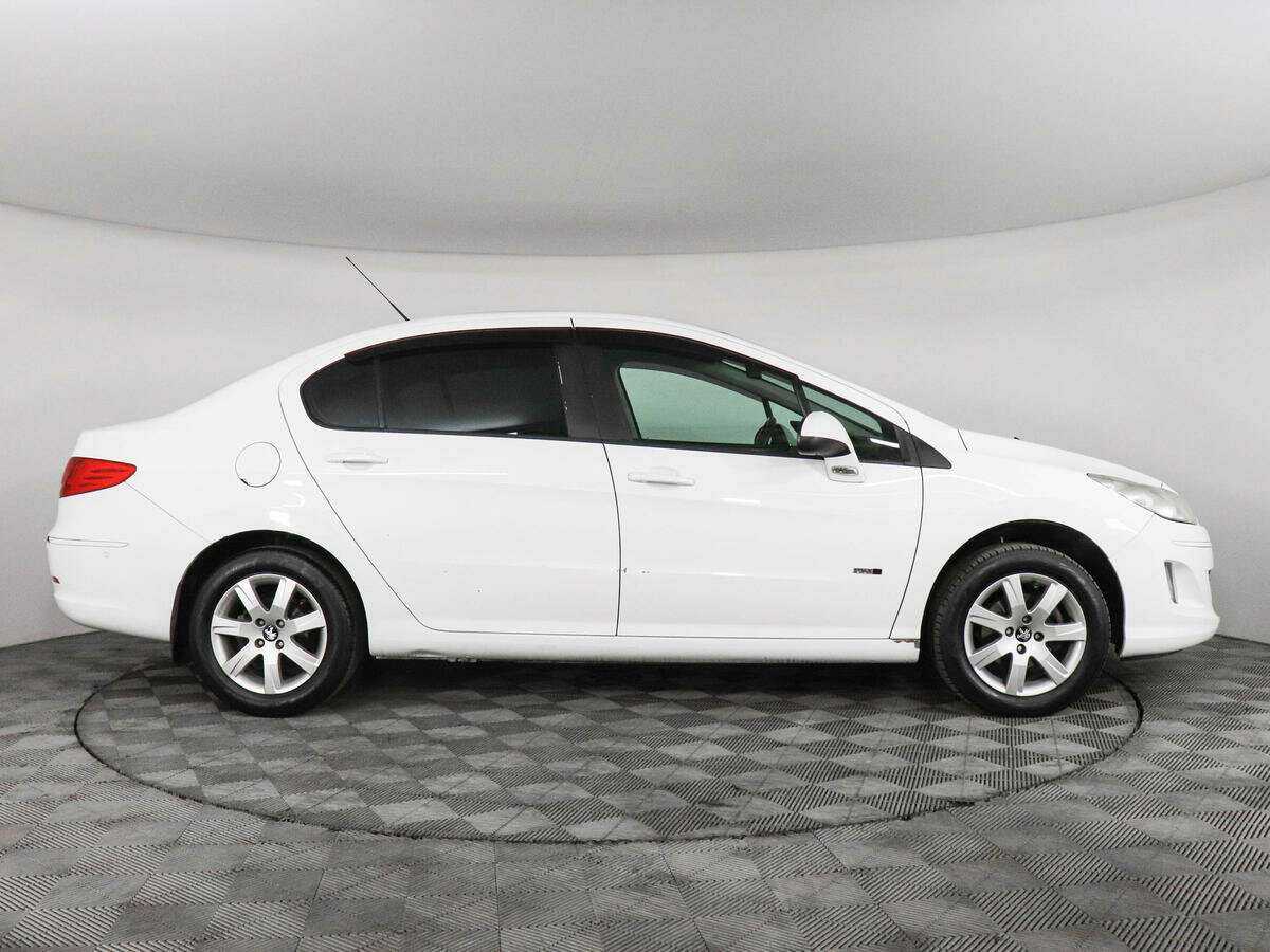 Peugeot 408 с пробегом — 2014 год. Фото: #3