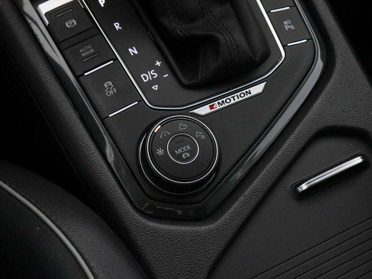 Volkswagen Tiguan с пробегом — 2017 год. Фото: #14