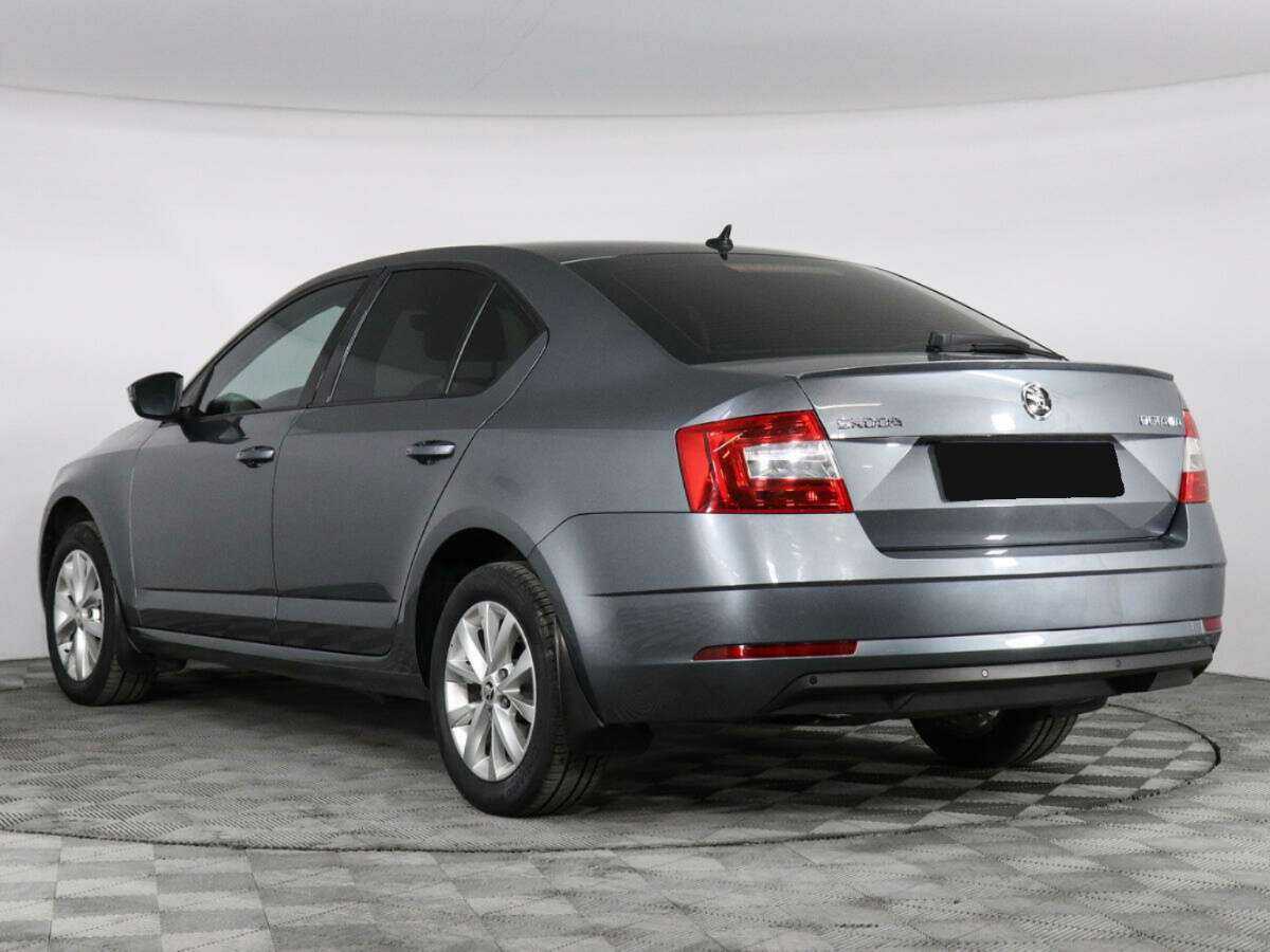 Skoda Octavia с пробегом — 2018 год. Фото: #6