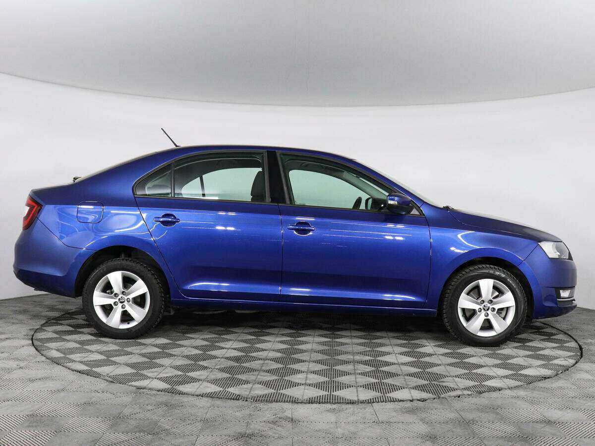 Skoda Rapid с пробегом — 2018 год. Фото: #3