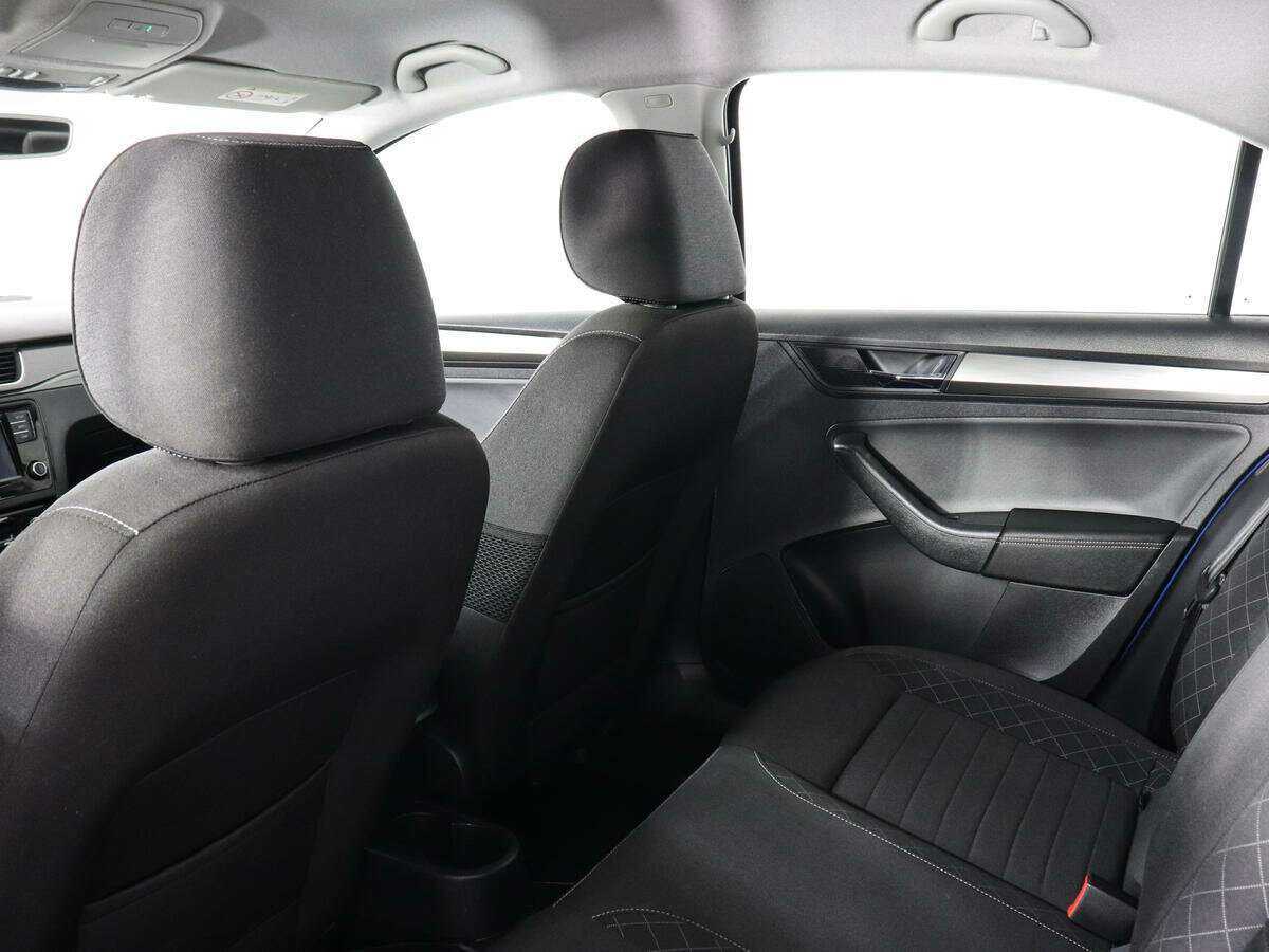 Skoda Rapid с пробегом — 2018 год. Фото: #11