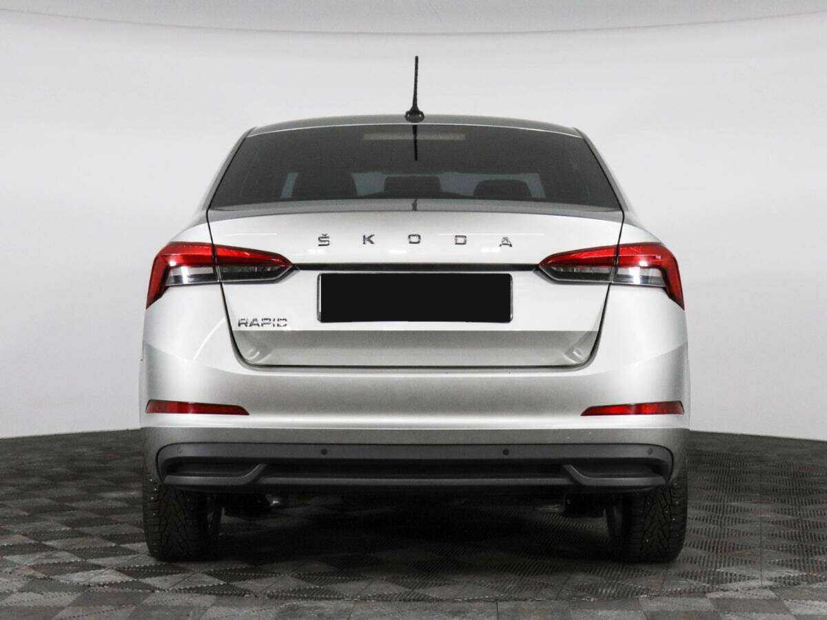 Skoda Rapid с пробегом — 2021 год. Фото: #5