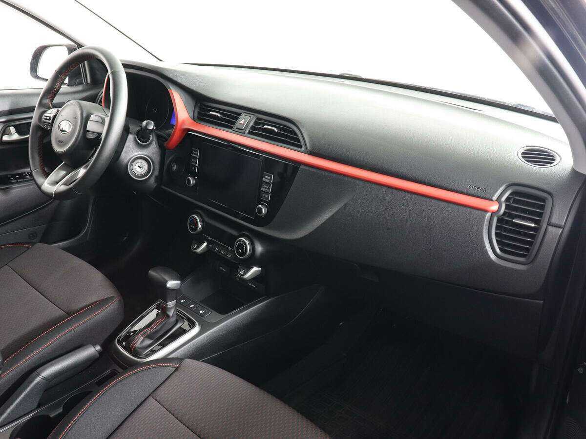 Kia Rio с пробегом — 2020 год. Фото: #9