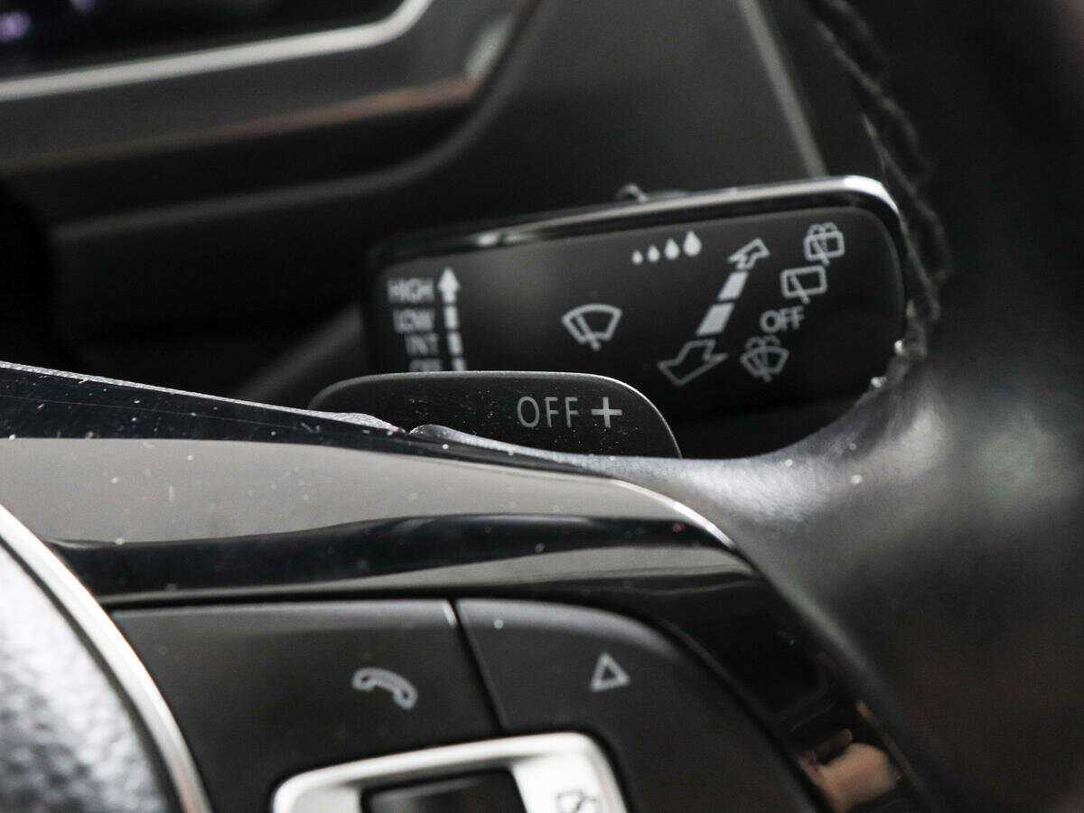 Volkswagen Tiguan с пробегом — 2018 год. Фото: #8