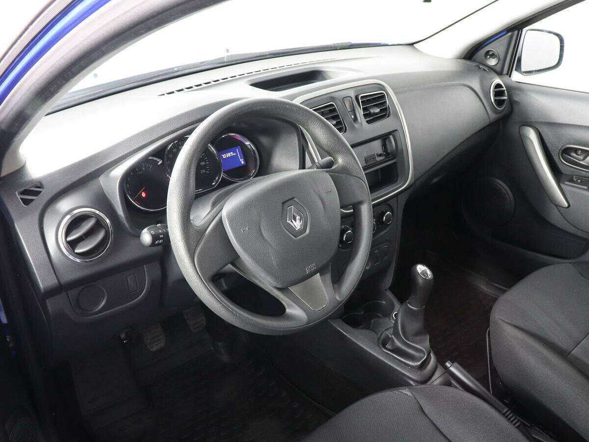 Renault Logan с пробегом — 2017 год. Фото: #8