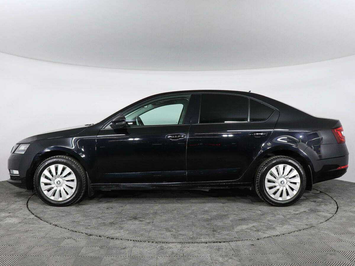 Skoda Octavia с пробегом — 2018 год. Фото: #6
