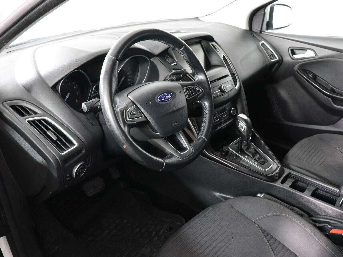 Ford Focus с пробегом — 2015 год. Фото: #7