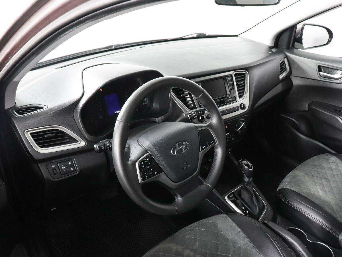 Hyundai Solaris с пробегом — 2021 год. Фото: #7