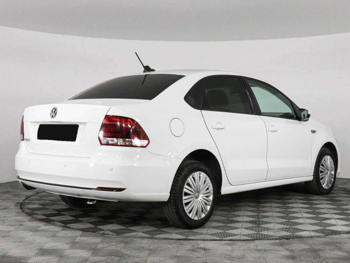 Volkswagen Polo с пробегом — 2019 год. Фото: #4