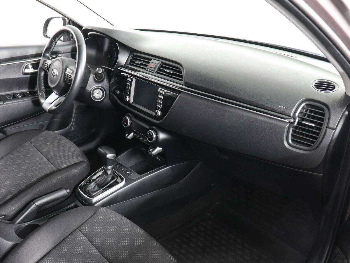 Kia Rio с пробегом — 2019 год. Фото: #9
