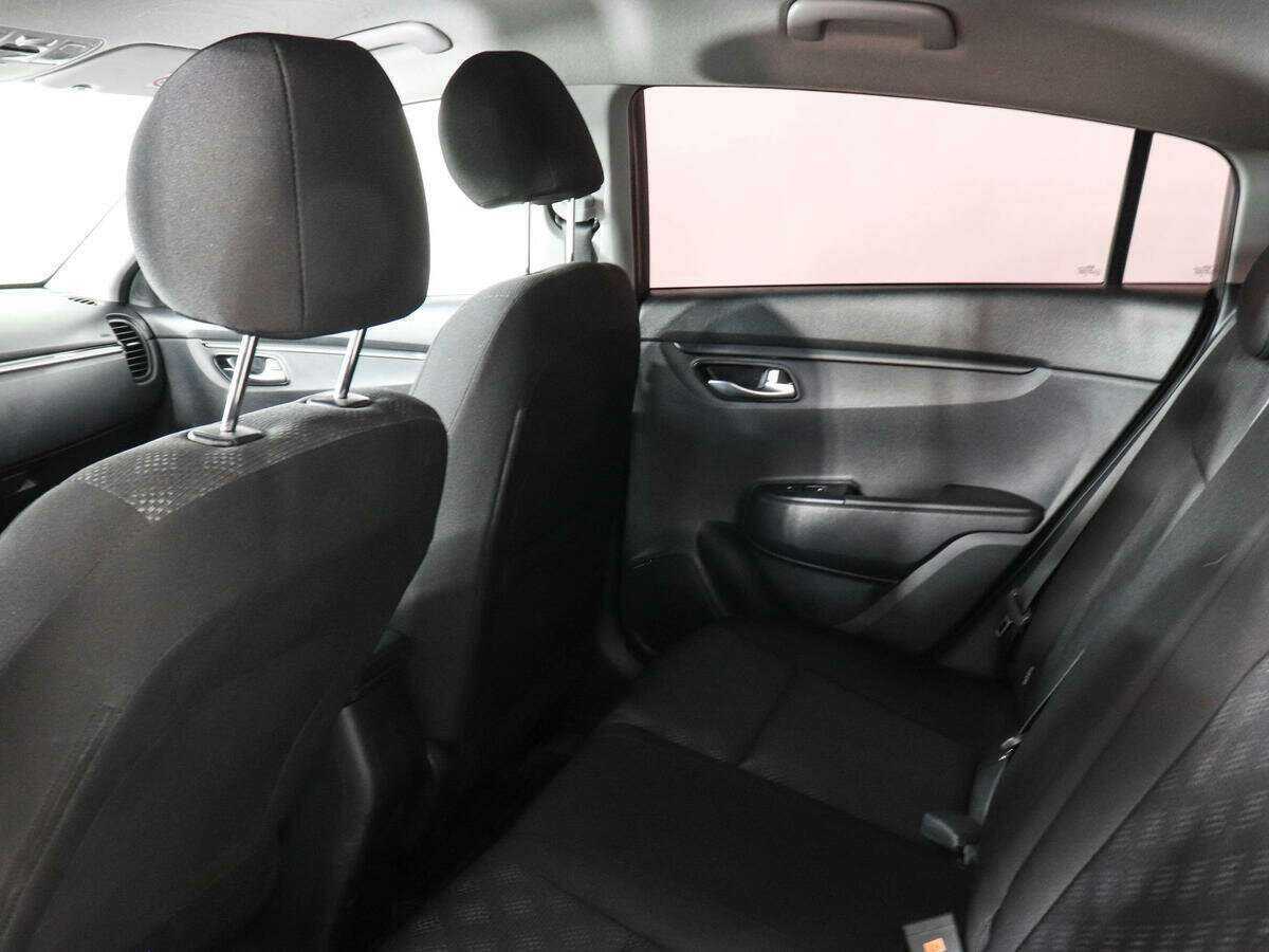 Kia Rio с пробегом — 2019 год. Фото: #11