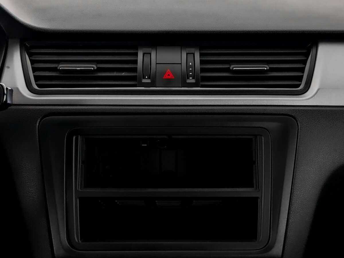 Skoda Rapid с пробегом — 2019 год. Фото: #14