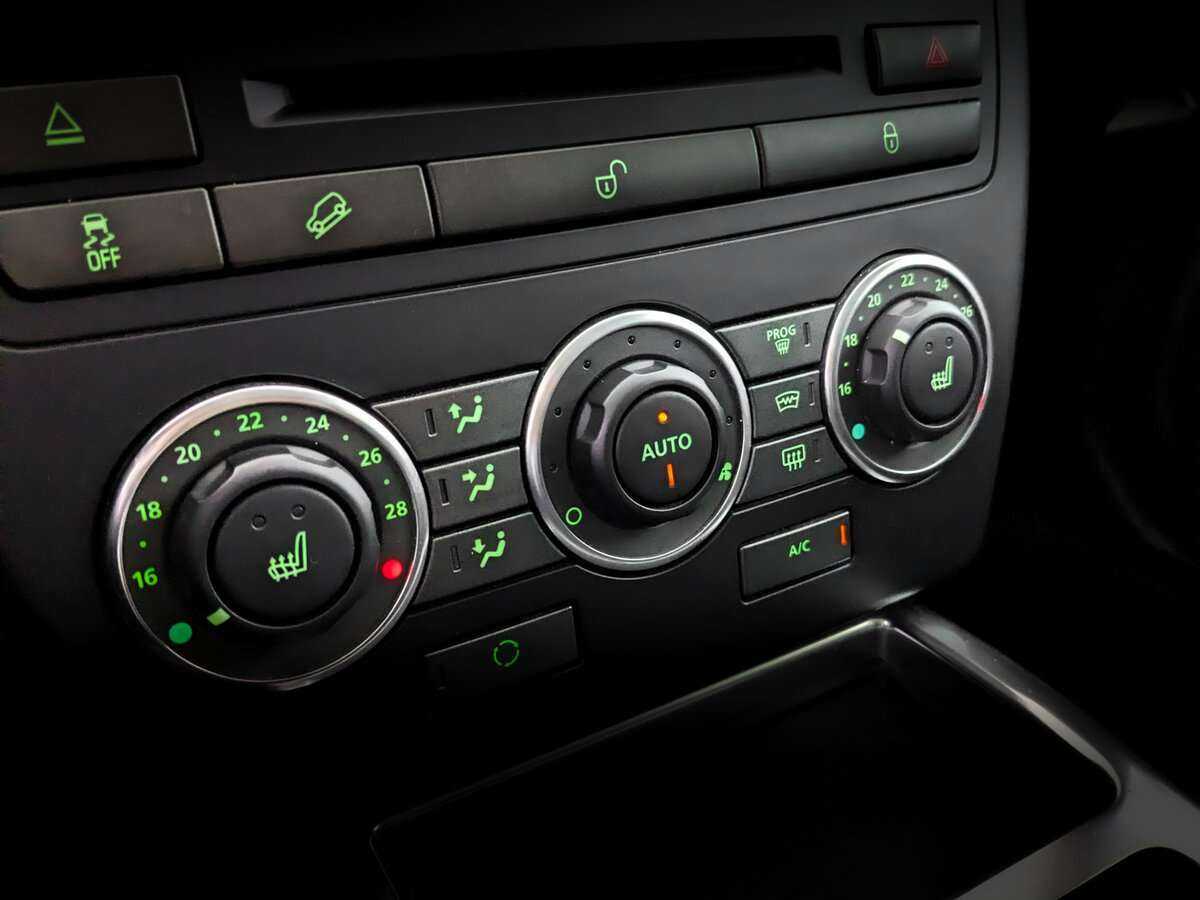 Land Rover Freelander с пробегом — 2014 год. Фото: #20