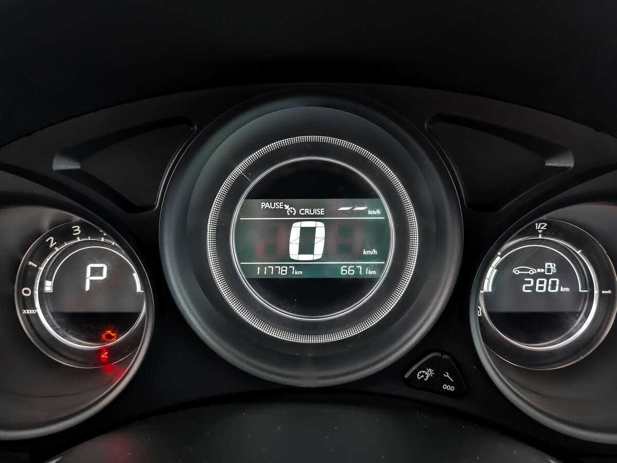 Citroen C4 с пробегом — 2016 год. Фото: #13