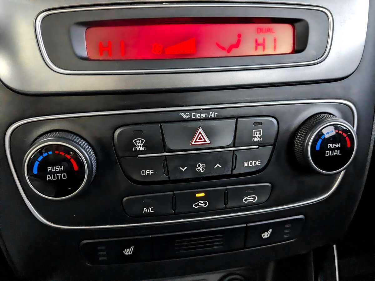 Kia Sorento с пробегом — 2020 год. Фото: #19