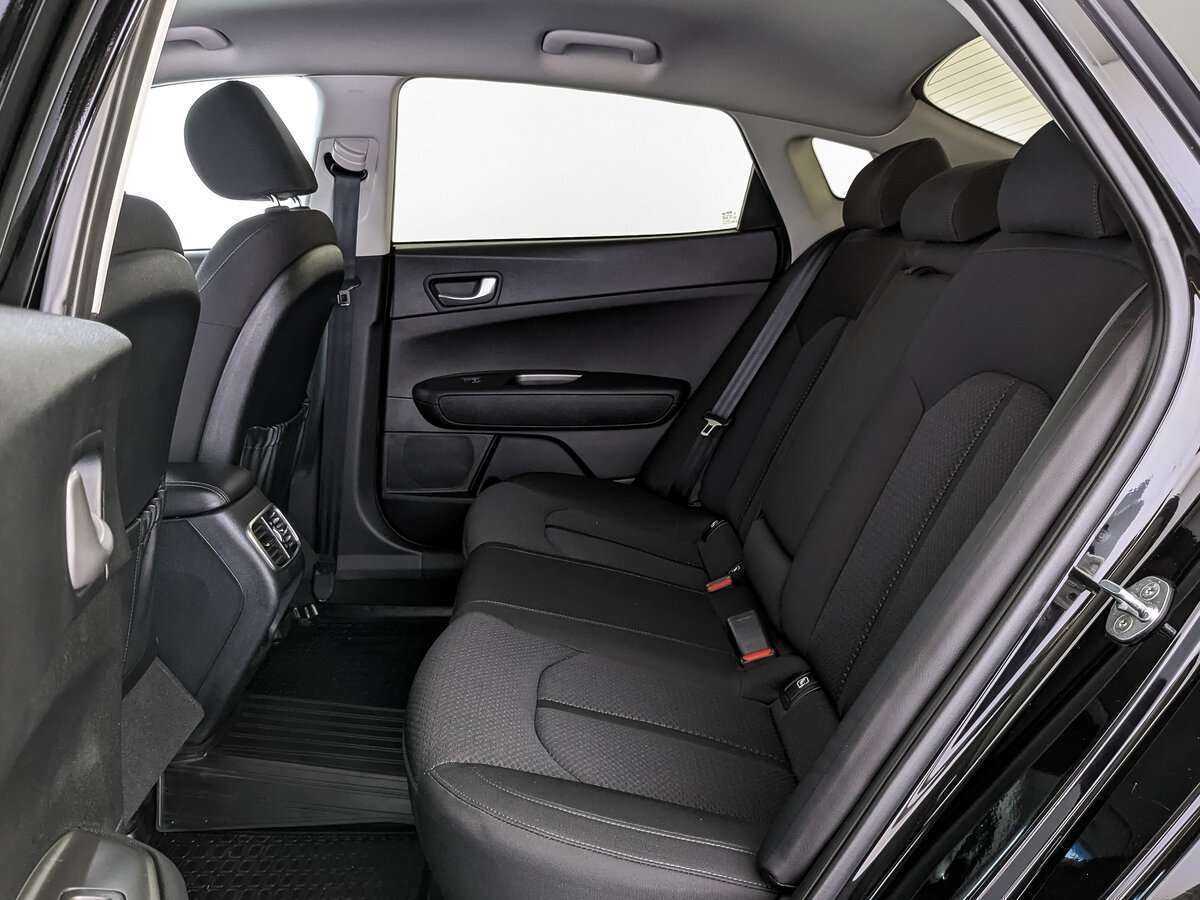 Kia Optima с пробегом — 2018 год. Фото: #13