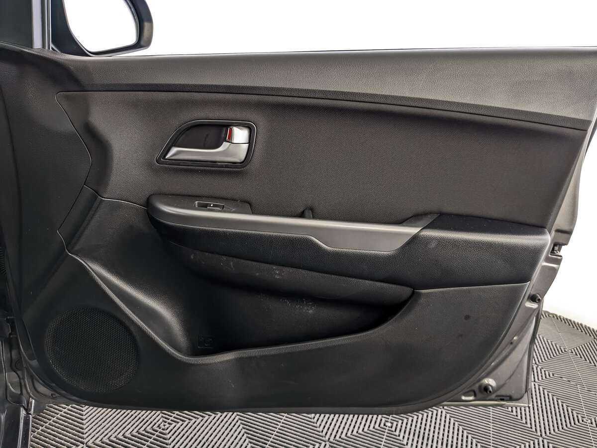 Kia Rio с пробегом — 2016 год. Фото: #21