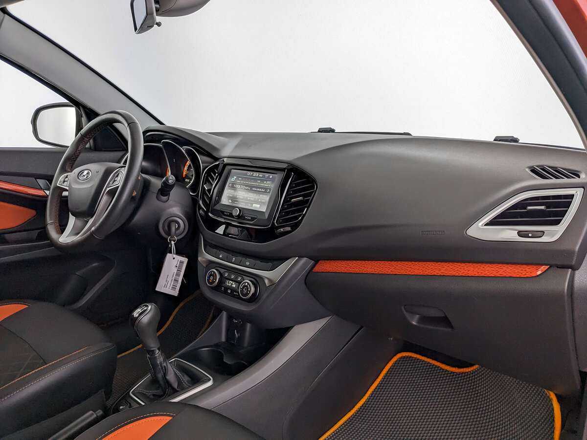 Lada (ВАЗ) Vesta с пробегом — 2019 год. Фото: #8