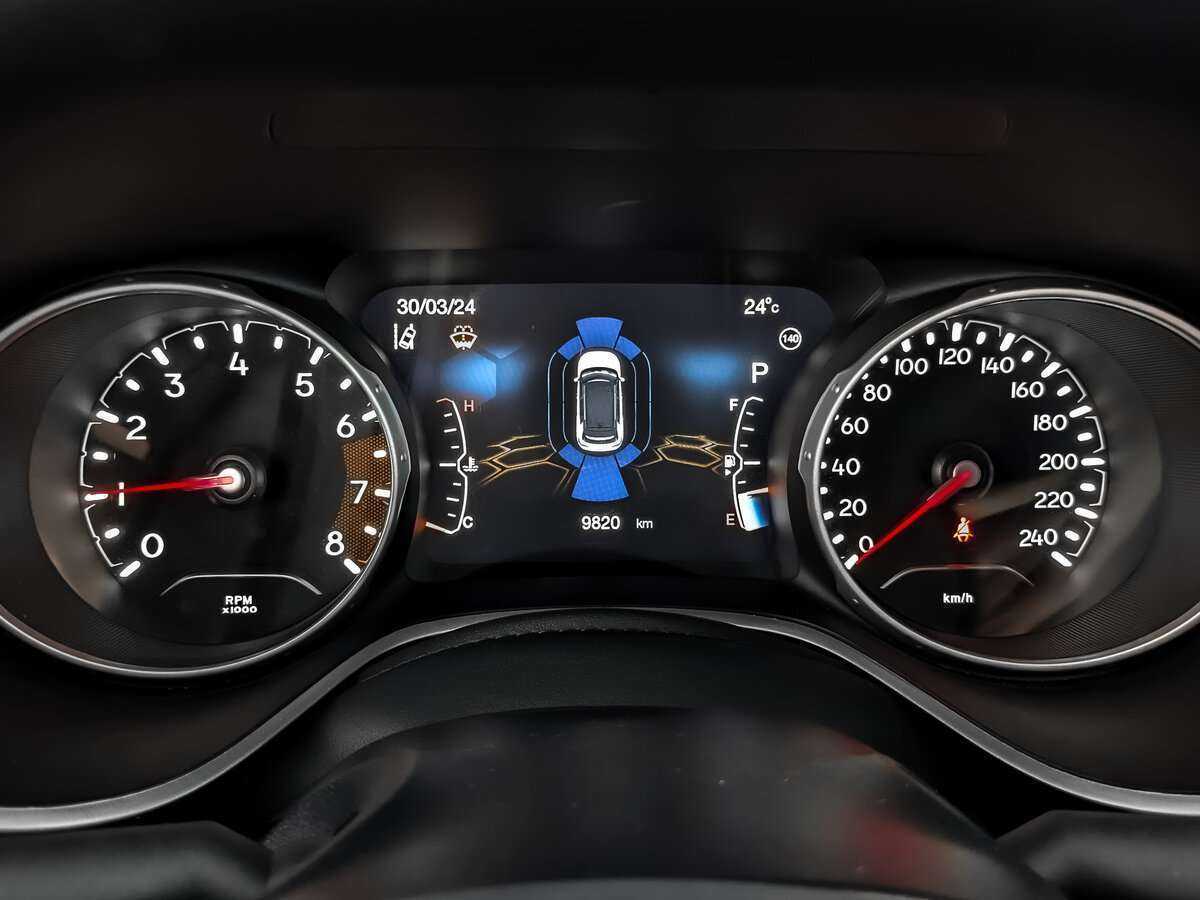 Jeep Compass с пробегом — 2021 год. Фото: #11