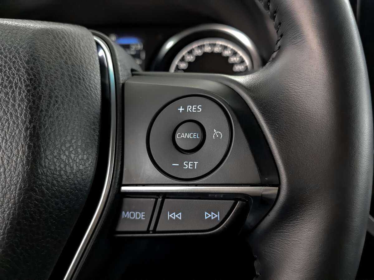 Toyota Camry с пробегом — 2022 год. Фото: #24