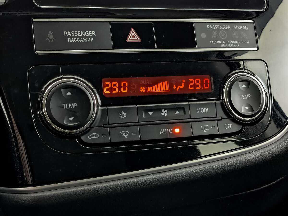 Mitsubishi Outlander с пробегом — 2020 год. Фото: #18