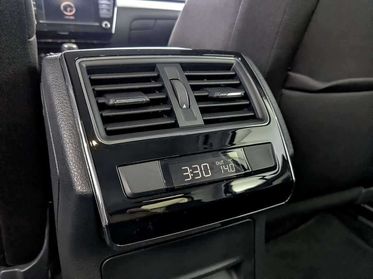 Skoda Superb с пробегом — 2019 год. Фото: #20