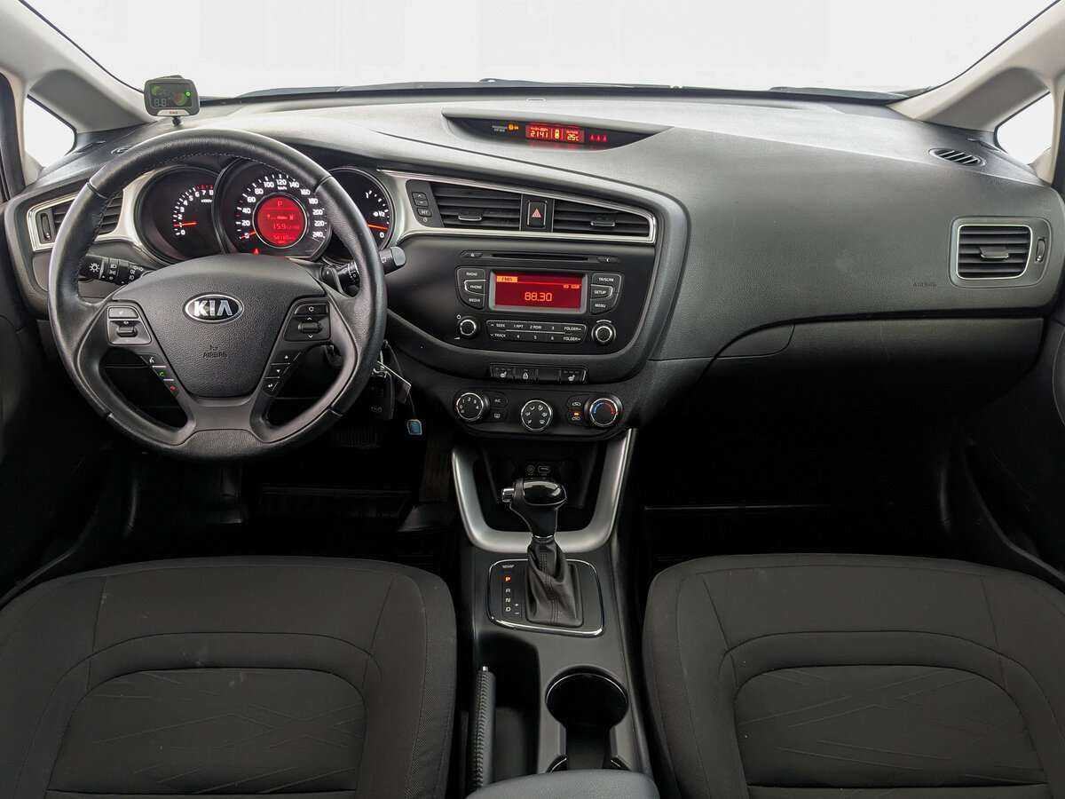 Kia Ceed с пробегом — 2017 год. Фото: #9