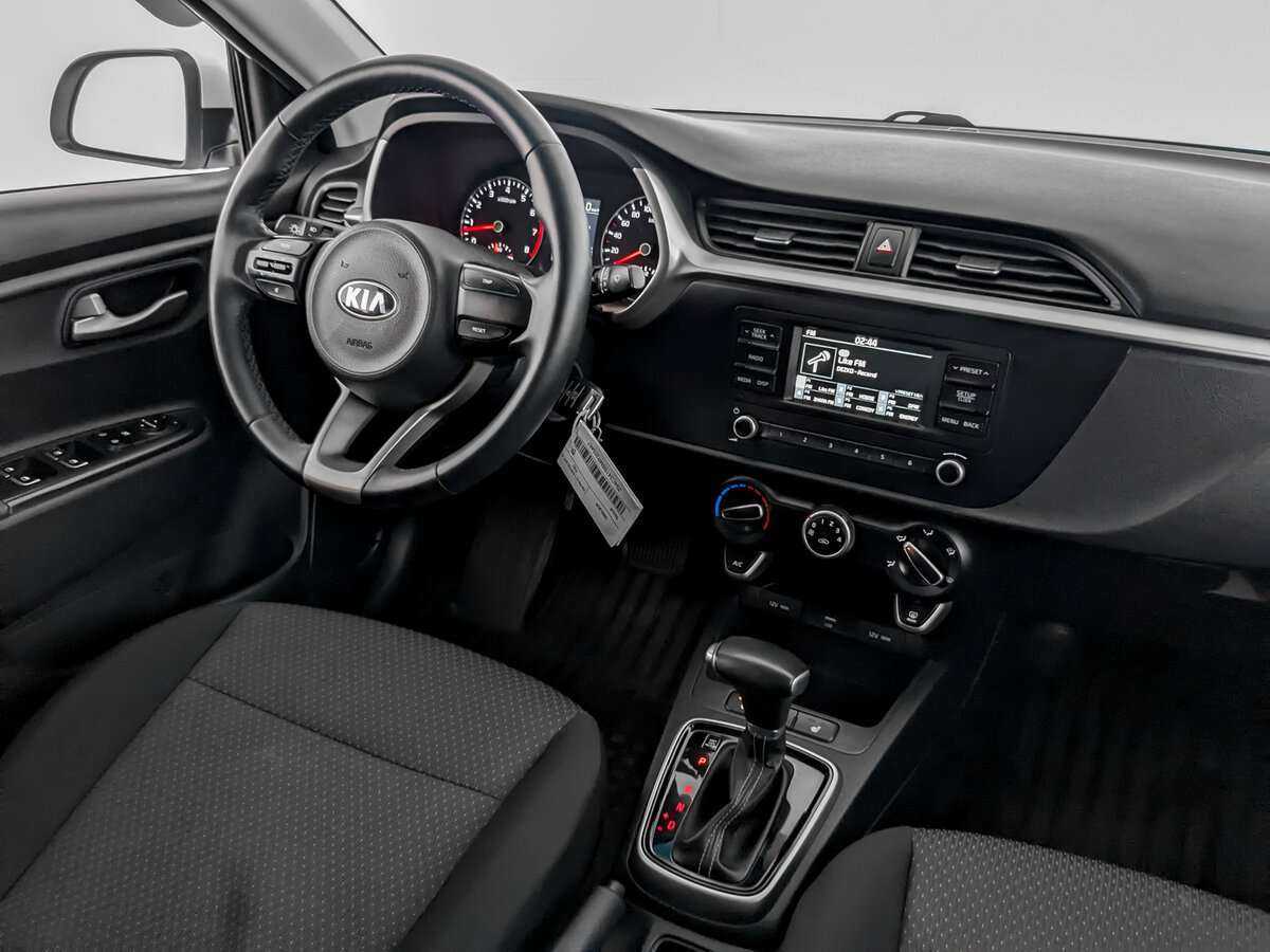 Kia Rio с пробегом — 2020 год. Фото: #20