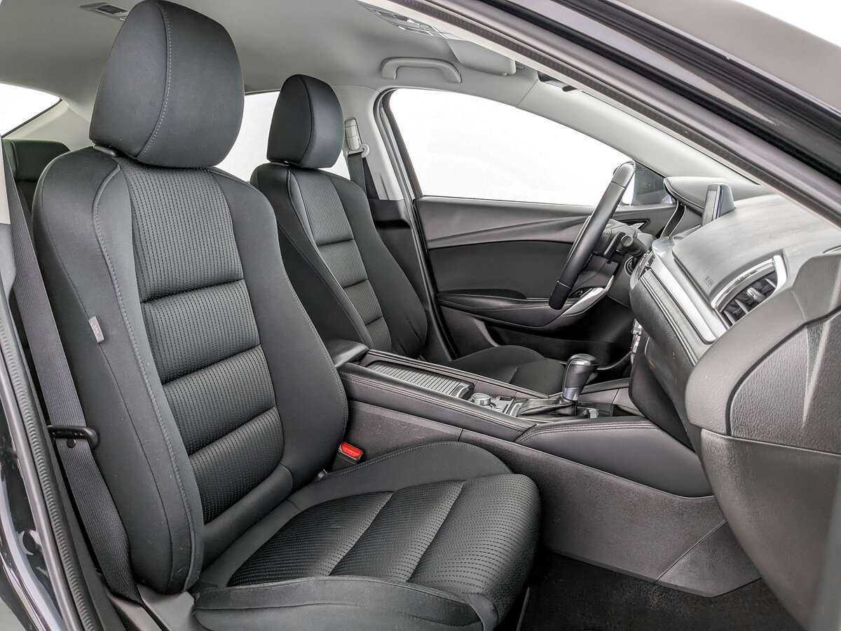 Mazda 6 с пробегом — 2018 год. Фото: #17