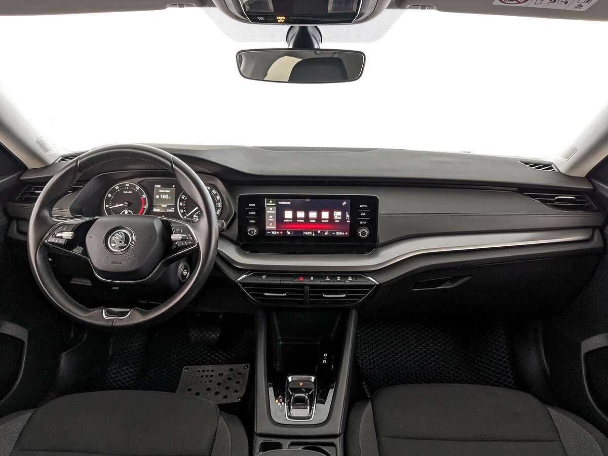 Skoda Octavia с пробегом — 2021 год. Фото: #9