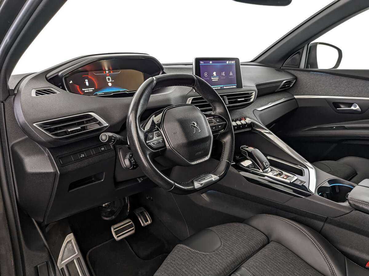 Peugeot 3008 с пробегом — 2018 год. Фото: #10