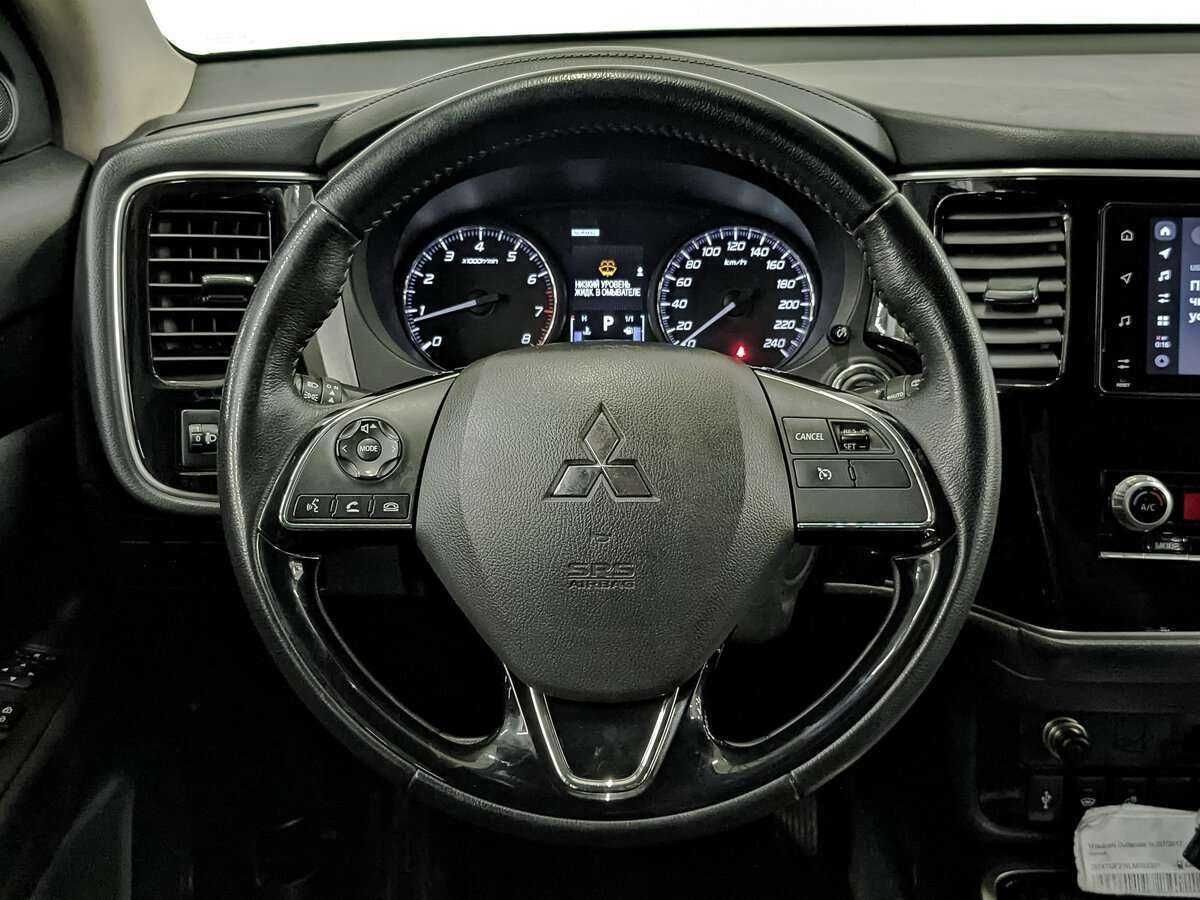 Mitsubishi Outlander с пробегом — 2020 год. Фото: #17